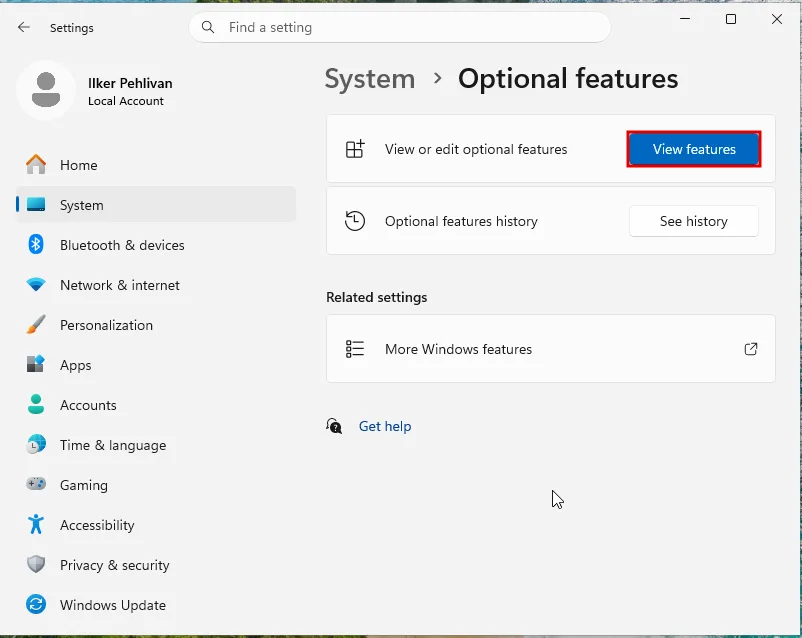 Windows 11 Settings, System, Optional features sayfası: View features düğmesi kırmızı çerçevede